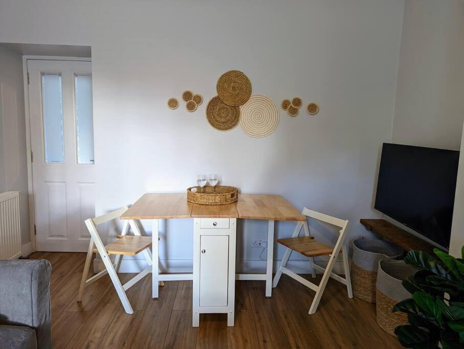 Parkview - Lovely With Cosy Fireplace Holiday home *