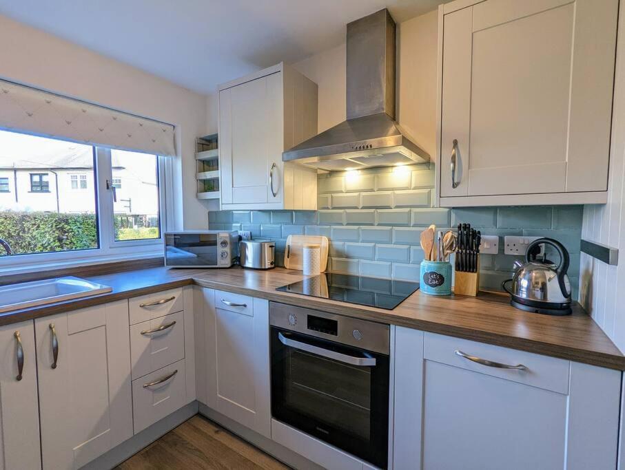 Parkview - Lovely With Cosy Fireplace Holiday home *